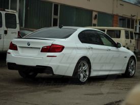 BMW M550 autófóliázás: Avery white av2100001 autó fóliával 7