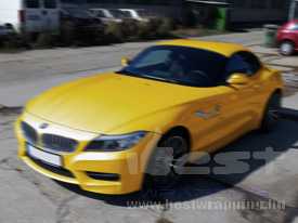 BMW Z4 autófóliázás: Avery Supreme Gyöngyházfehér autó fóliával 5