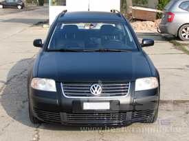 Volkswagen Passat autófóliázás: KPMF matt fekete autó fóliával 2